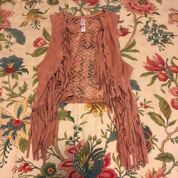 Xhilaration Other - 🎀 GIRLS’ FRINGE VEST 🎀
